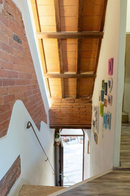 Casa Vacanze L'Angolo Fiorito Бетоле Екстериор снимка