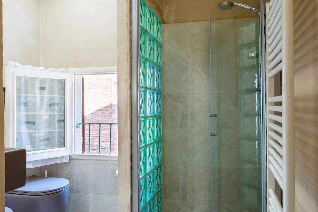 Casa Vacanze L'Angolo Fiorito Бетоле Екстериор снимка