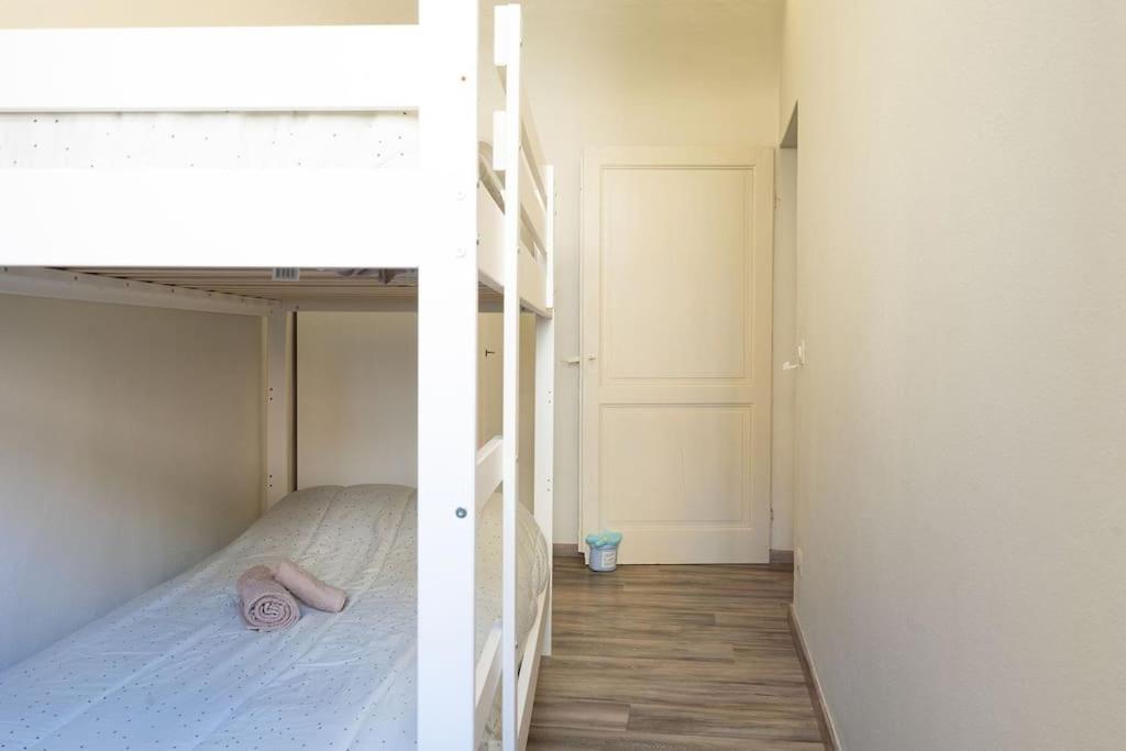 Casa Vacanze L'Angolo Fiorito Бетоле Екстериор снимка
